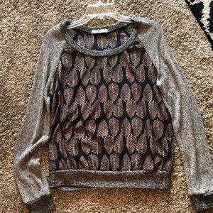 Leaf crewneck blouse